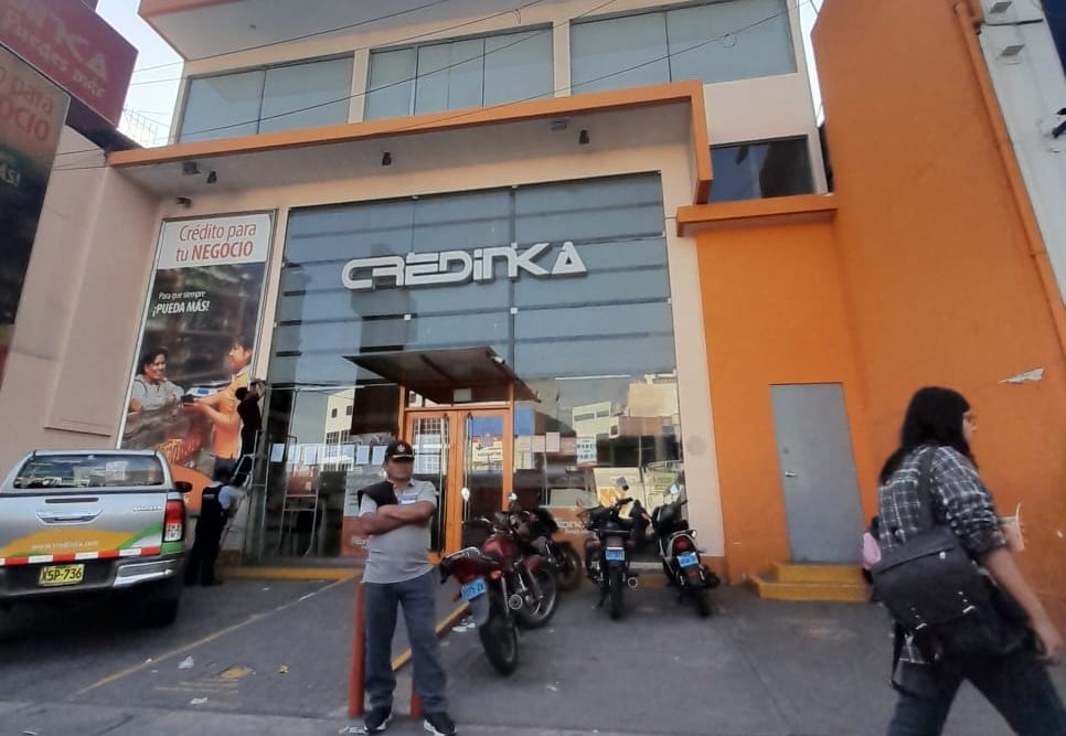 Las agencias de Credinka cerraron sus puertas