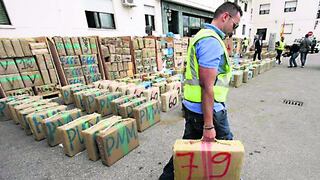 Autoridades confiscan 12 toneladas de hachís en un barco turco