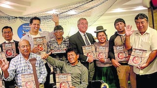 Presentan libro con experiencias de pescadores cocineros