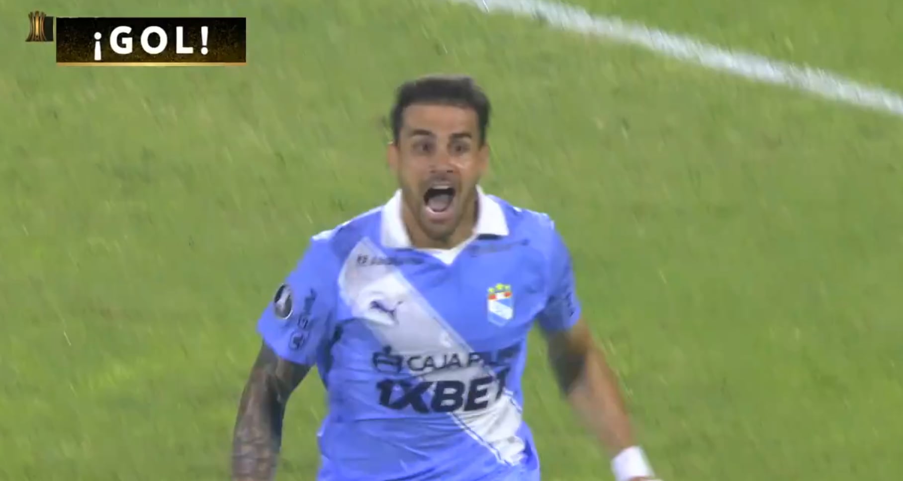 Felipe Vizeu anotó el 1-0 de Sporting Cristal vs. Cerro Porteño. (Foto: Captura)