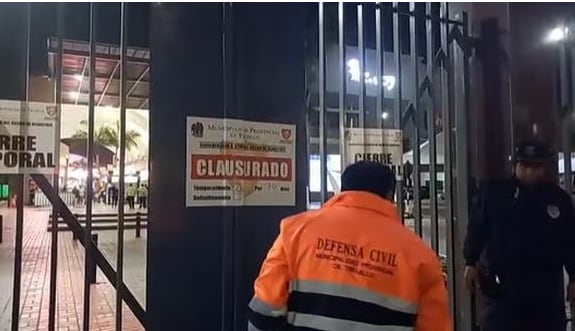 Gremio cuestiona medidas dictadas por municipio provincial y asegura que miles de familias se ven afectadas. Exige parar hostilidad.