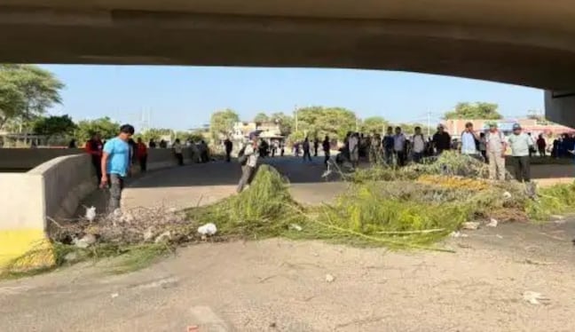 Los agricultores denuncian pérdidas económicas por la caída del precio del arroz y advierten que continuarán con el paro indefinido si el Ejecutivo no atiende sus demandas.