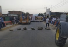 Piura: Agricultores acatan paro y bloquean varios puntos en la región
