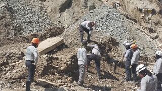 Arequipa: Encuentran cuatro cuerpos en anexos afectados por huaico