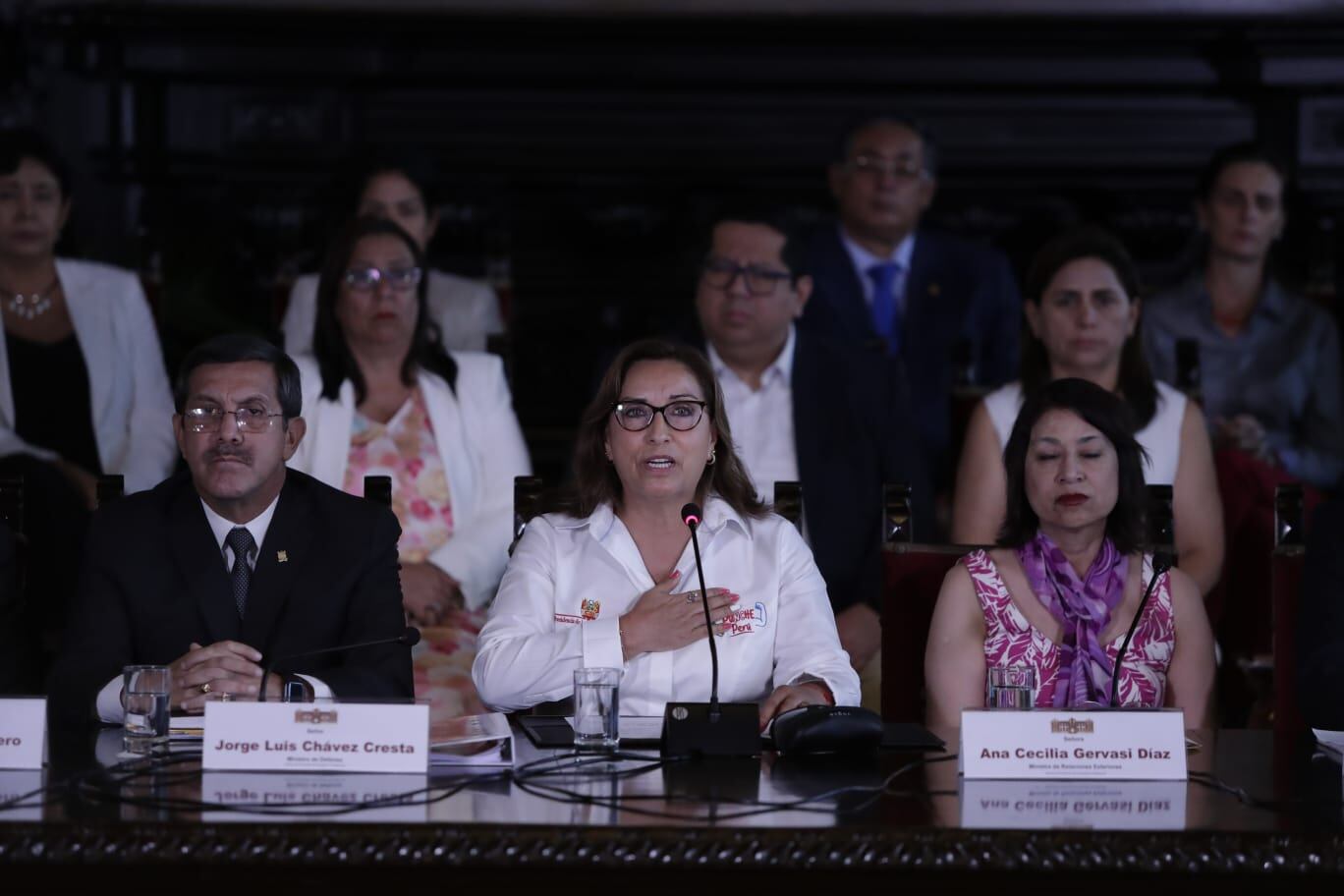 Dina Boluarte dio conferencia de prensa acompañada de sus ministros horas después de publicarse el informe de la CIDH.