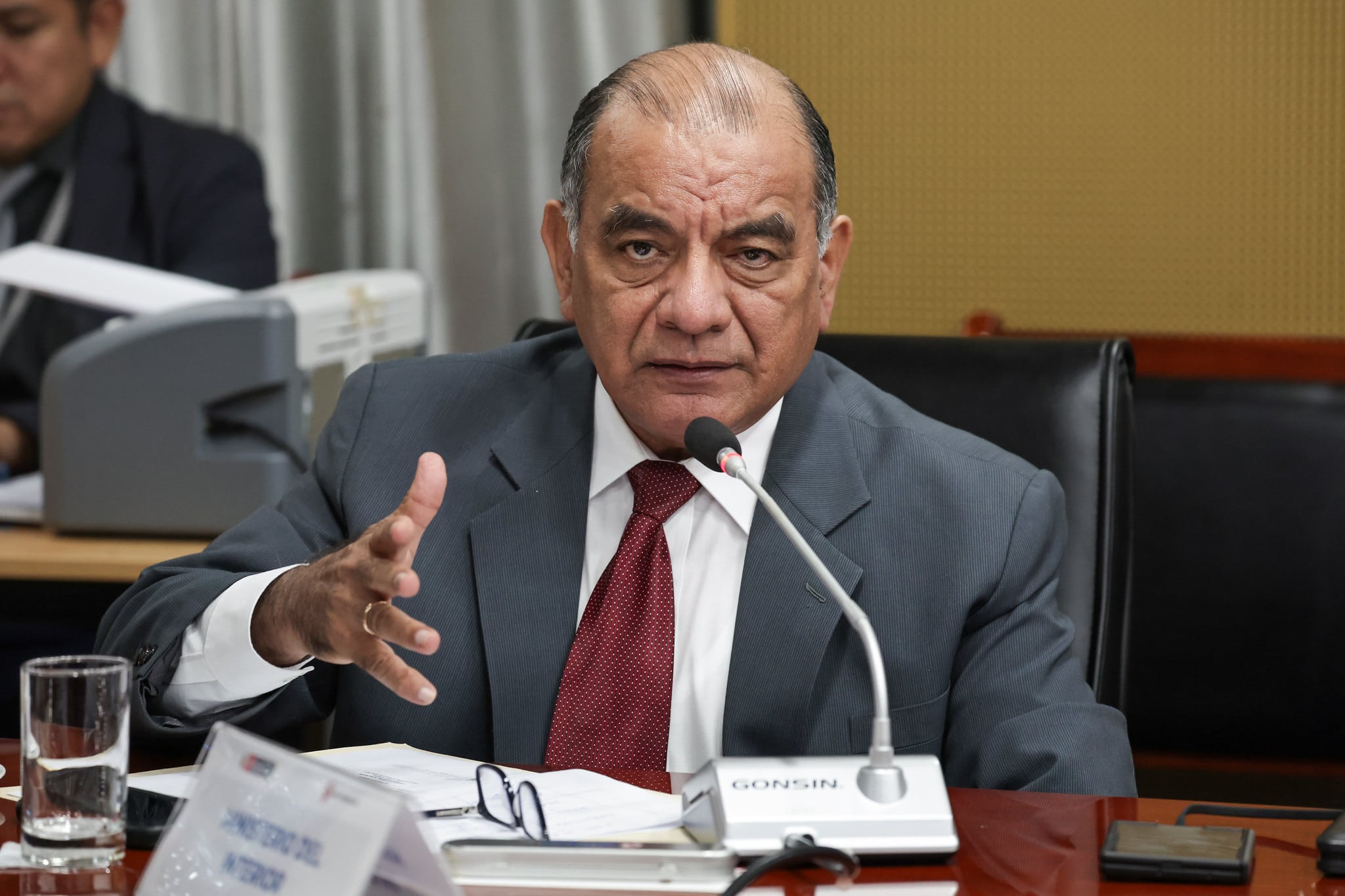 El ministro del Interior señaló que algunas propuestas del Ejecutivo quedaron fuera del debate sobre facultades legislativas y planteó mejorar los mecanismos de intervención policial en instalaciones portuarias.. (Foto: PCM)