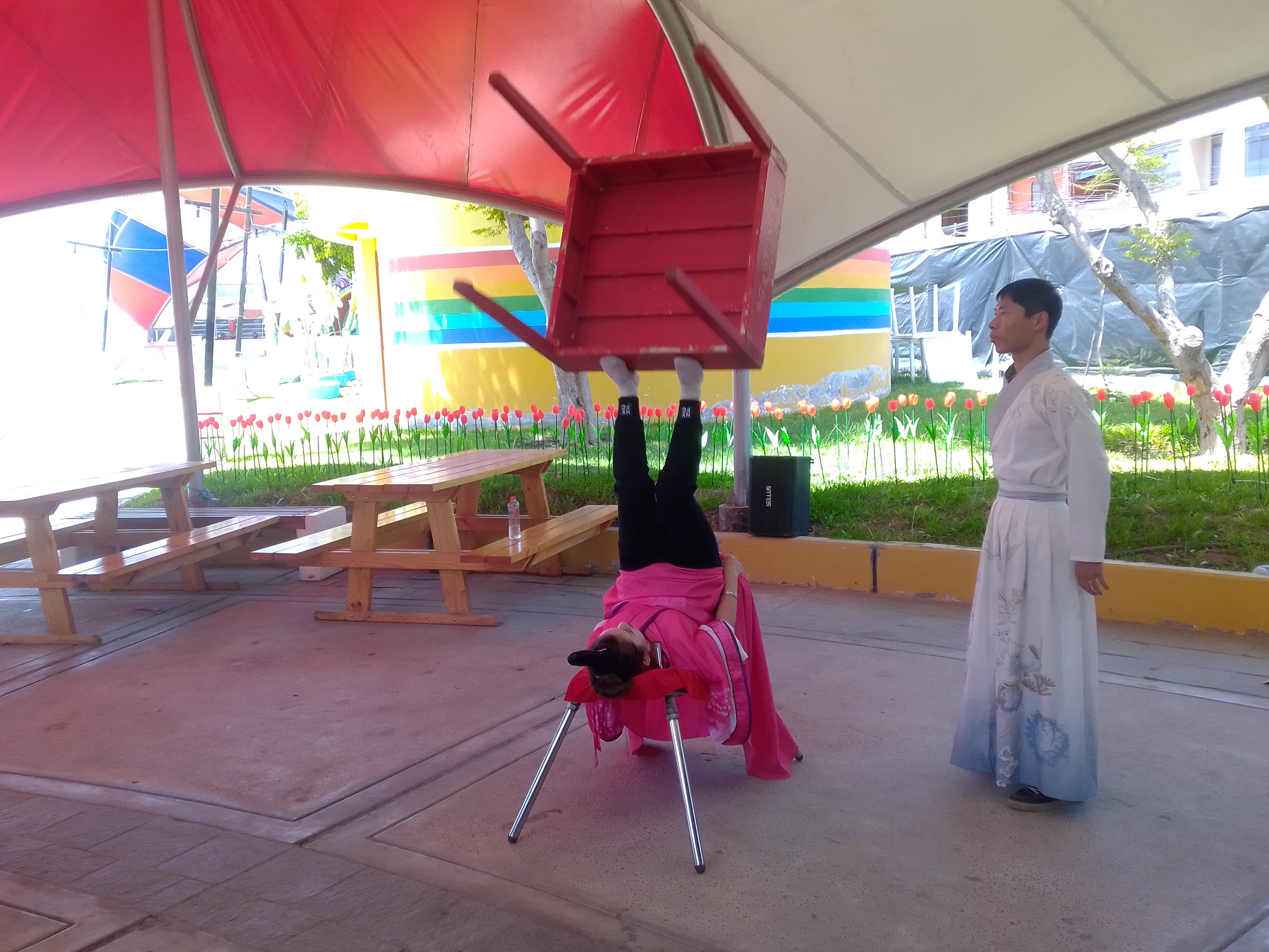 Milenaria tradición de los “cambia rostros” así como como del “circo chino” se presentan hasta éste domingo en el Parque de la Familia. (Difusión)