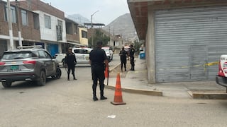 Menor de 15 años es herida de bala cuando esperaba su movilidad escolar en Trujillo