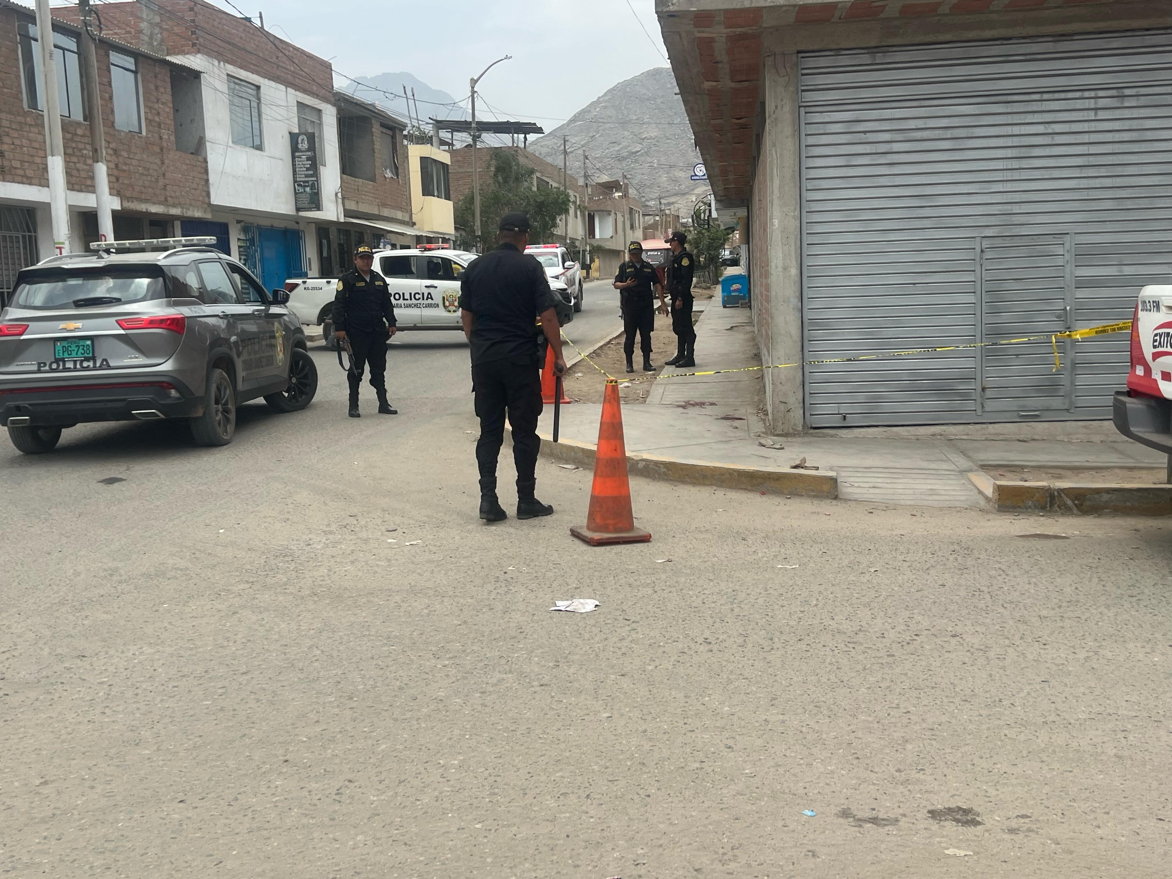 Sicarios intentaron asesinar a mototaxista, pero uno de los disparos impactó en el rostro de la estudiante. Tragedia ocurrió en El Porvenir, en donde vecinos protestaron exigiendo seguridad.