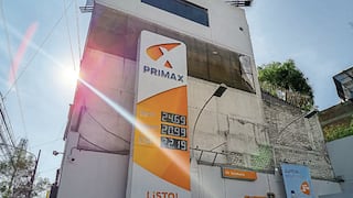 Taxistas en paro por alza del combustible en la ciudad de Arequipa