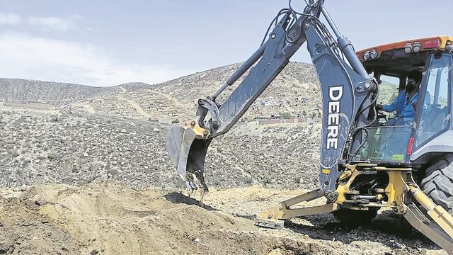 Cuatro distritos sin agua por rotura de tubería en Miraflores