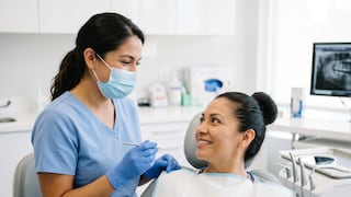 Sangrado de encías: el síntoma que podría alertar sobre enfermedades periodontales