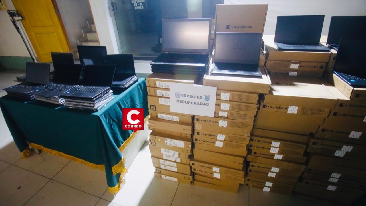 SJM: PNP captura menor de 17 años con 388 laptops robadas de Clastec valorizadas en 250 mil dólares. Fotos:@photo.gec