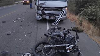 Padre de familia muere en choque con una miniván en Piura