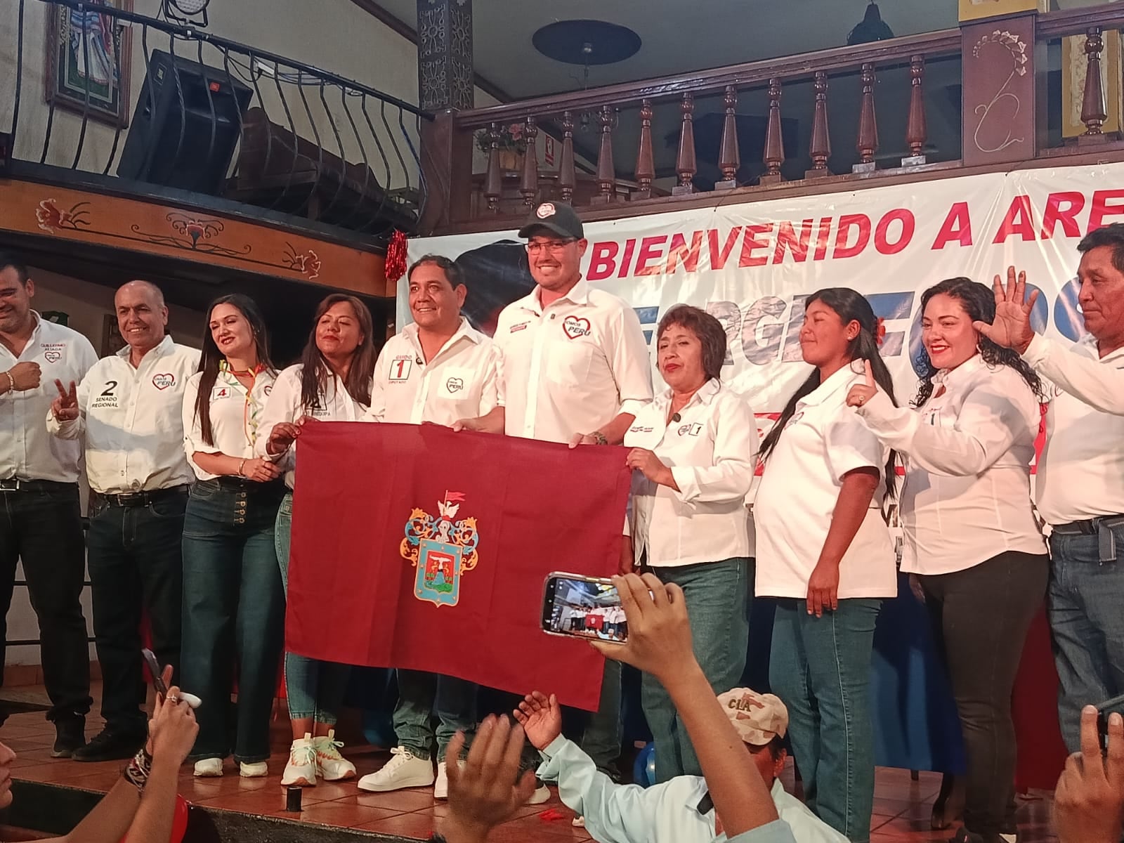 Candidato presidencial George Forsyth llegó a la ciudad de Arequipa. (Foto: Jeamilett Chirinos/@photo.gec)