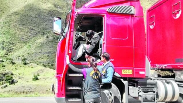 Chofer muere de balazo en el ojo