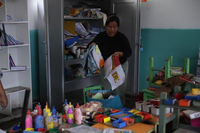 Keiko Fujimori inspecciona zonas afectadas por lluvias en Villa María del Triunfo