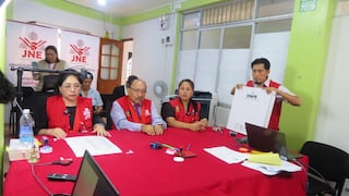 Más de 900 actas observadas revisa el Jurado Electoral Especial de Chanchamayo