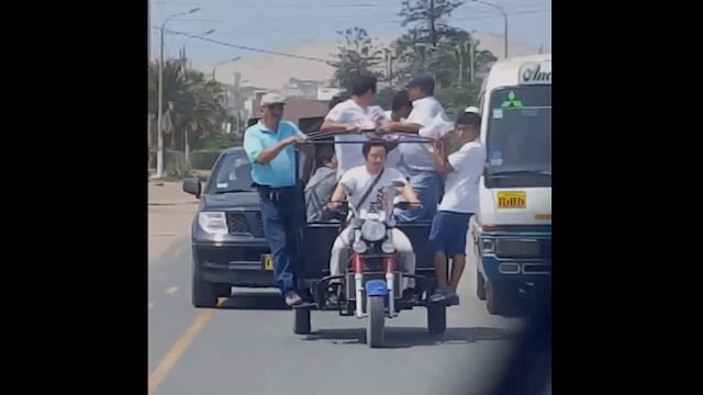 Kenji Fujimori expone vida de simpatizantes al manejar mototaxi con exceso de pasajeros (VIDEO)