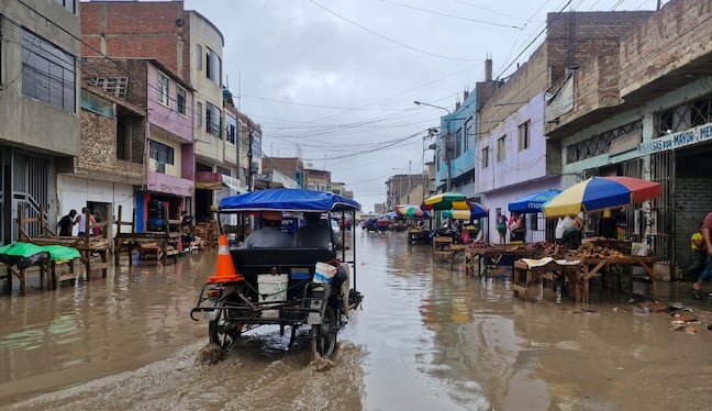Lluvias de verano de 2026 inundaron calles en la provincia de Chiclayo.