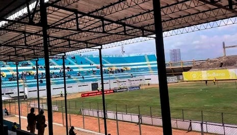 Liga 1: Estadio Campeones del 36 de Sullana con luz verde para fútbol profesional
