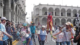 Evitarán daños en Plaza de Armas de Arequipa por carnavales