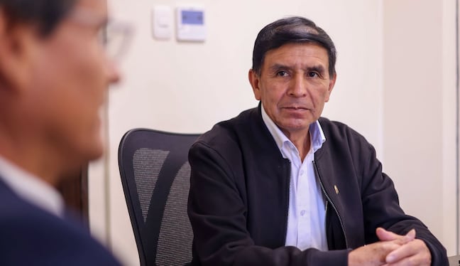 José Castillo tuvo lamentable e inentendible intervención