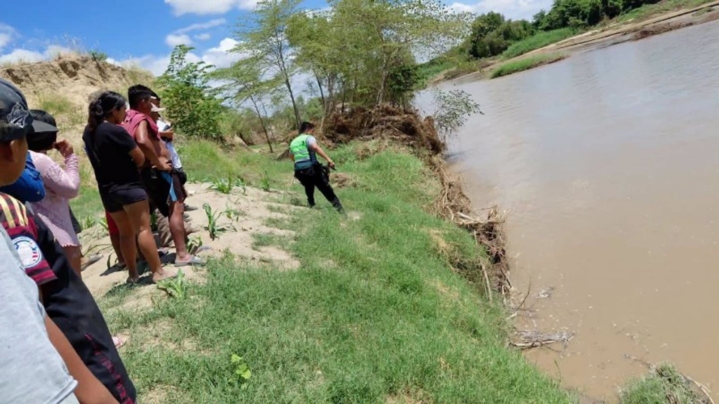 Encuentran un cuerpo en el río Piura.
