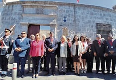 Restituyen placas históricas en la casona de los Bolognesi en Arequipa