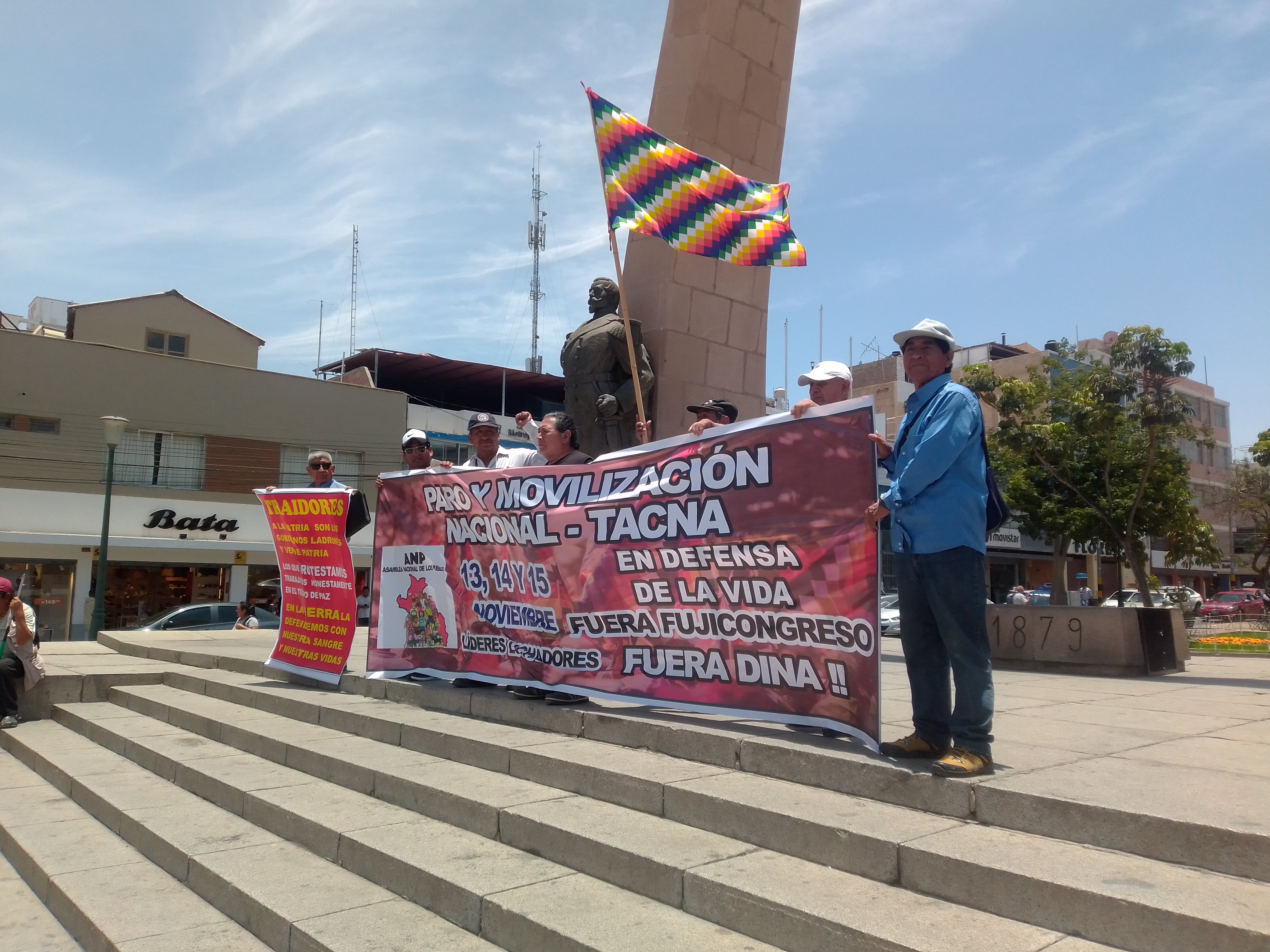 A las 11 horas los dirigentes se concentraron en el Centro Cívico de Tacna. (Foto: Correo)