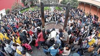 Santa Rosa de Lima: miles de fieles llegan al santuario y forman largas filas