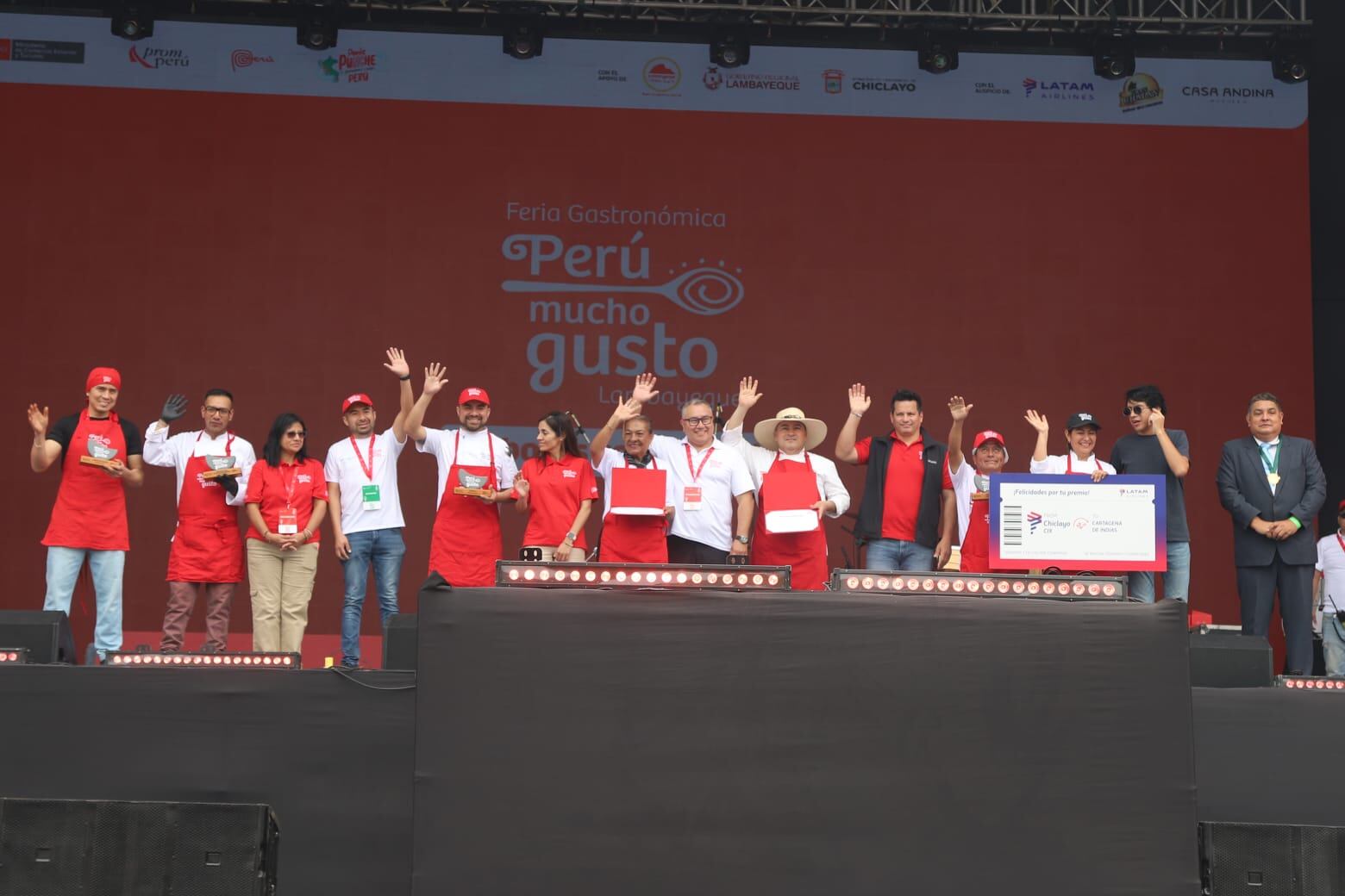 La feria gastronómica más importante del país reconoció a restaurantes y emprendimientos regionales por su innovación, tradición y aporte al turismo gastronómico.