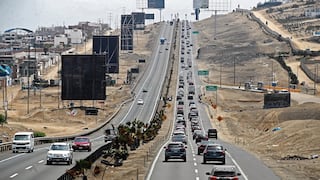 Miles de vehículos regresaron a Lima tras el feriado largo