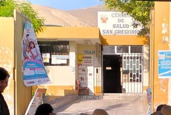 Mujer ingresó al centro de salud San Gregorio. (Foto: Difusión)