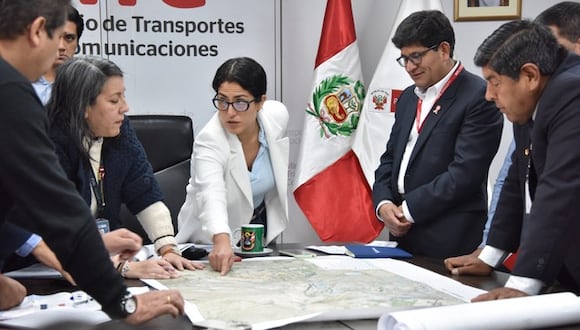 La titular del MTC se reunió con el gobernador de Arequipa. (Foto: MTC)