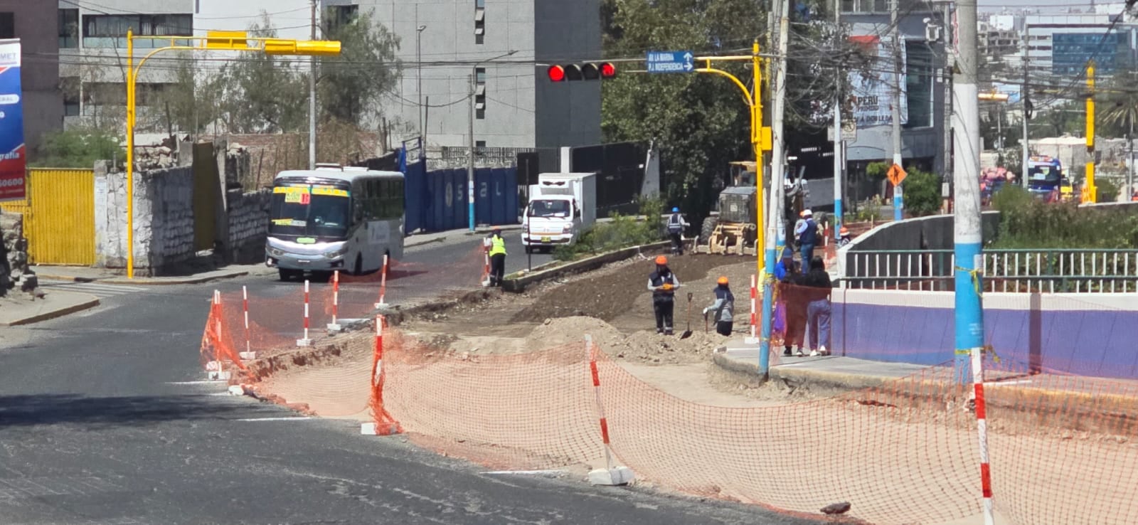 Trabajos en la av. Juan de la Torre, en el Cercado de Arequipa. (Foto: Omar Cruz/@photo.gec)
