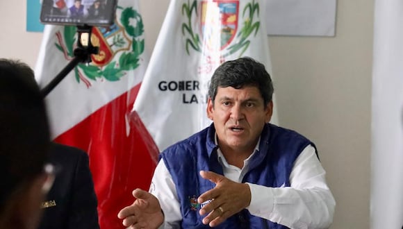 Gerente general de la Región precisa que el caso de la acusación de  presuntos títulos falsos de Martín Camacho podría tener connotación penal y optó por llevar el asunto al Ministerio Público.
