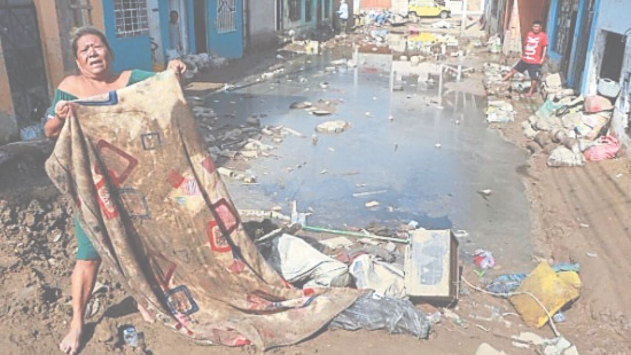 Alcalde y regidores recordaron que populoso distrito es uno de los más golpeados en la temporada de lluvias.