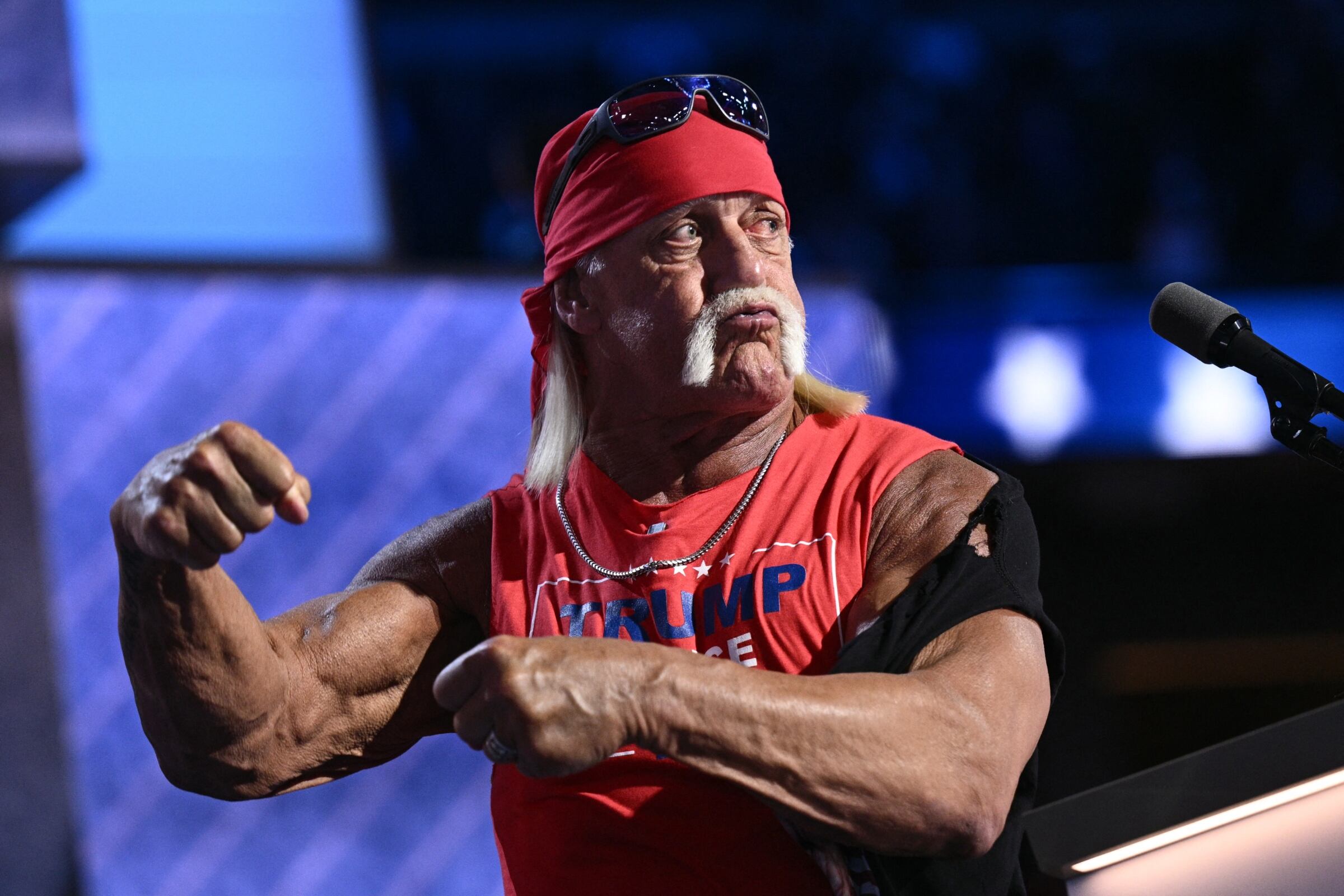 El ícono de la WWE fue trasladado de emergencia desde su casa en Florida, pero no logró sobrevivir. Hogan marcó un antes y un después en la historia de la lucha libre profesional. (Photo: AFP)