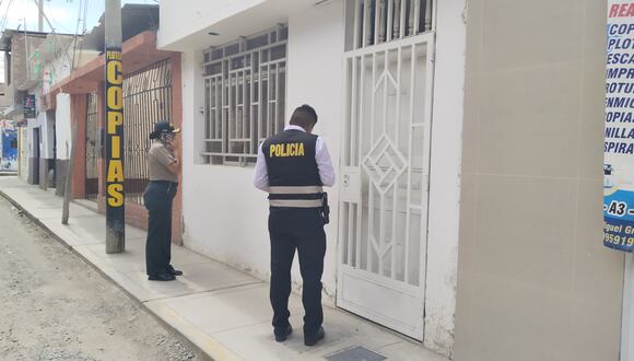 La Policía de la comisaría de Ferreñafe llegó hasta la vivienda del sacerdote, para obtener mayores detalles y revisar cámaras.