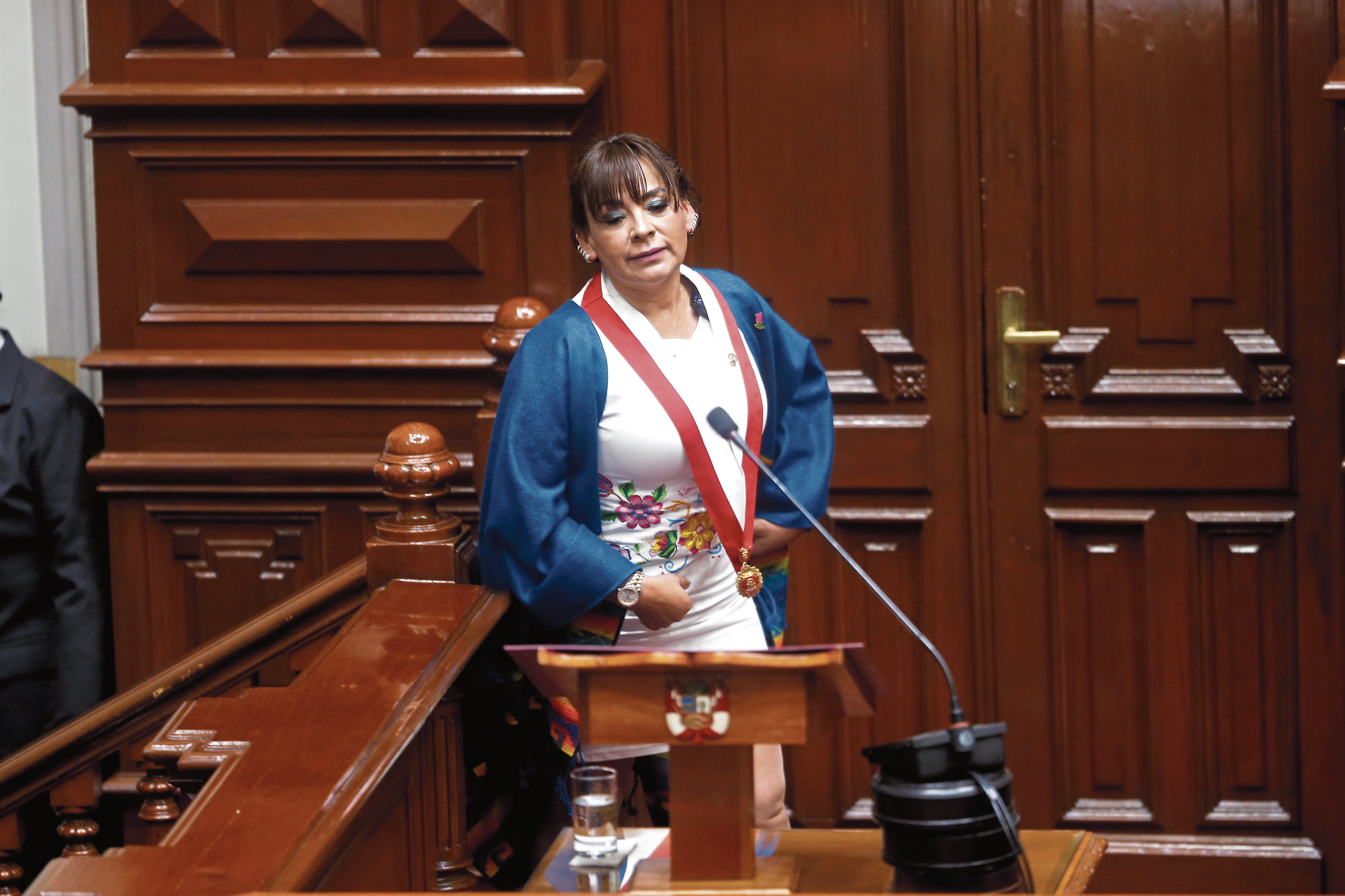 El conductor, un joven de 29 años, dio positivo al dosaje etílico. Los agentes denunciaron que Inspectoría les abrió una investigación. (Foto: Mario Zapata N. / @photo.gec)