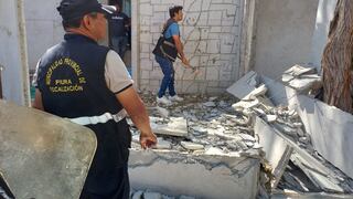 Piura: A combazos y con maquinaria pesada recuperan vía pública invadida en la residencial Vicús