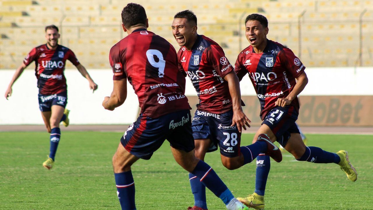 El cotejo estuvo lleno de polémicas, donde la primera mitad se jugó sin VAR. Los carlistas sumaron tres puntos de oro y se metieron en zona de acceso a Copa Sudamericana. (Foto: CAM)