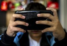 Gobierno prohíbe el uso de celulares en colegios públicos y privados durante el horario escolar