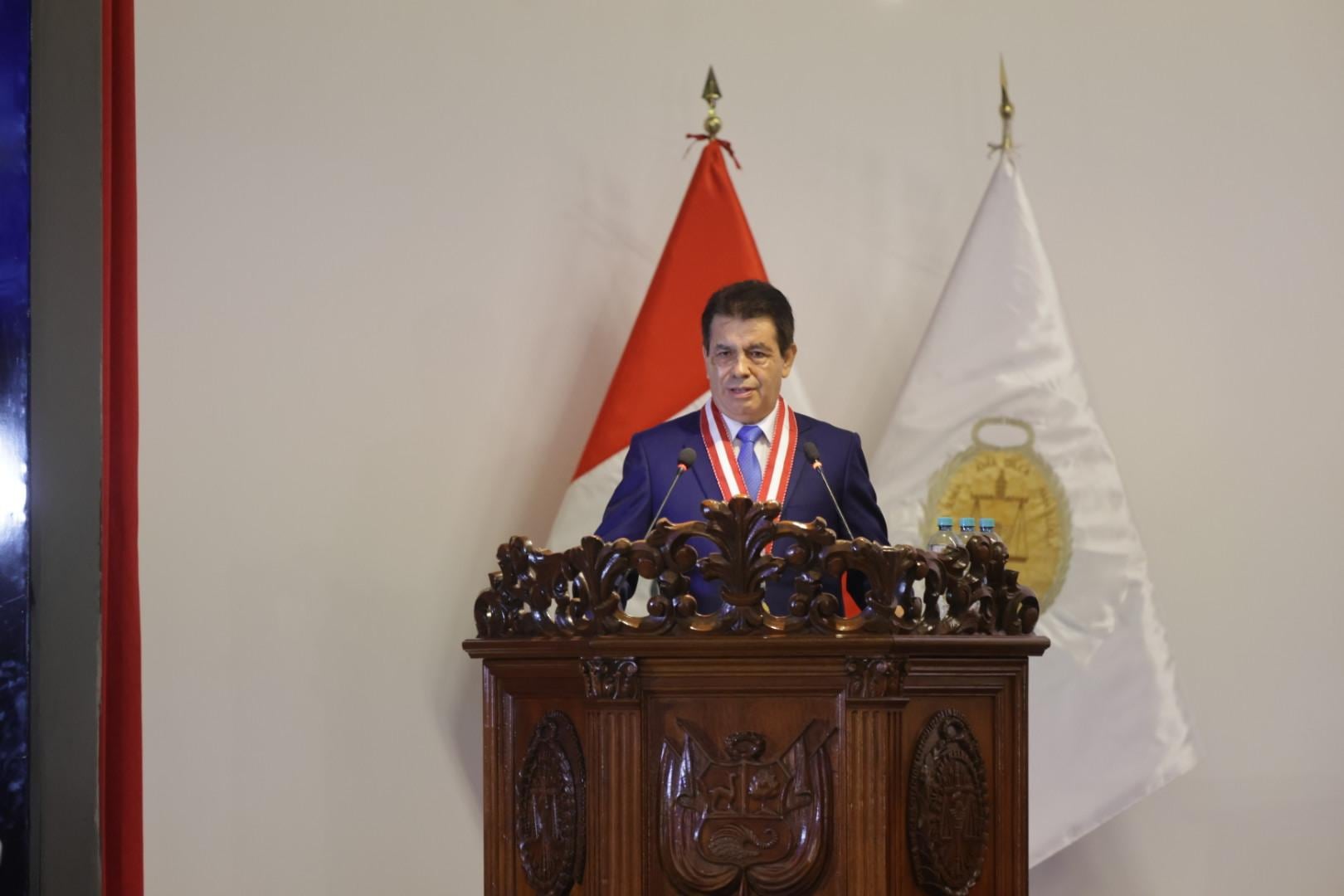 El magistrado asumió oficialmente el cargo en ceremonia realizada en el Ministerio Público, tras una votación ajustada de la Junta de Fiscales Supremos. (Foto: GEC)
