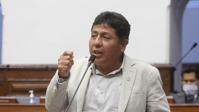 Comisión de Ética verá hoy caso de congresista  Raúl Doroteo
