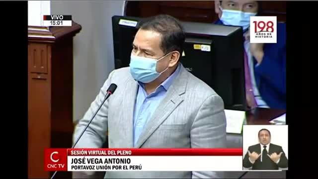 José Vega sustentó moción de vacancia contra Vizcarra: “¿Qué más quieren, que el presidente vaya a confesarse?”
