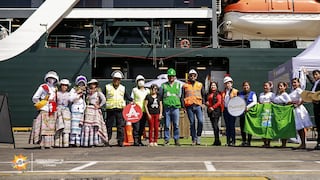 Arequipa: Crucero SeaBourn Venture arribó a Matarani 