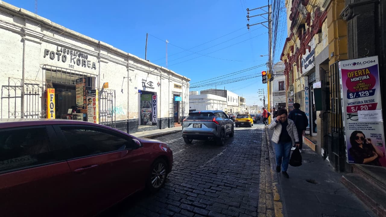 Tercera cuadra de la calle San José, en el Cercado de Arequipa. (Foto: Yunsu Pariapaza/@photo.gec)