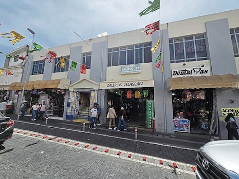 Ambulantes afectan ventas en galerías de Arequipa